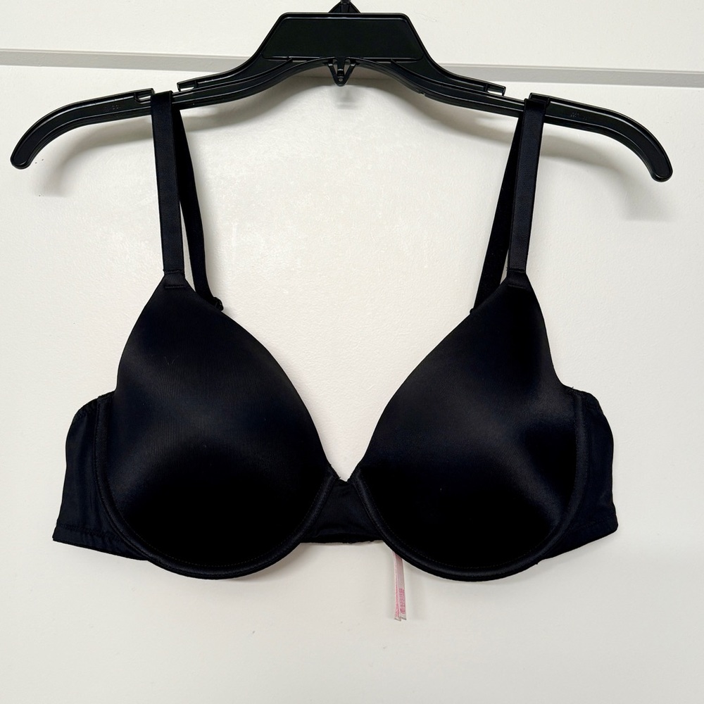 Victoria Secret PINK Bra 42B T-Shirt Bra LIKE NEW